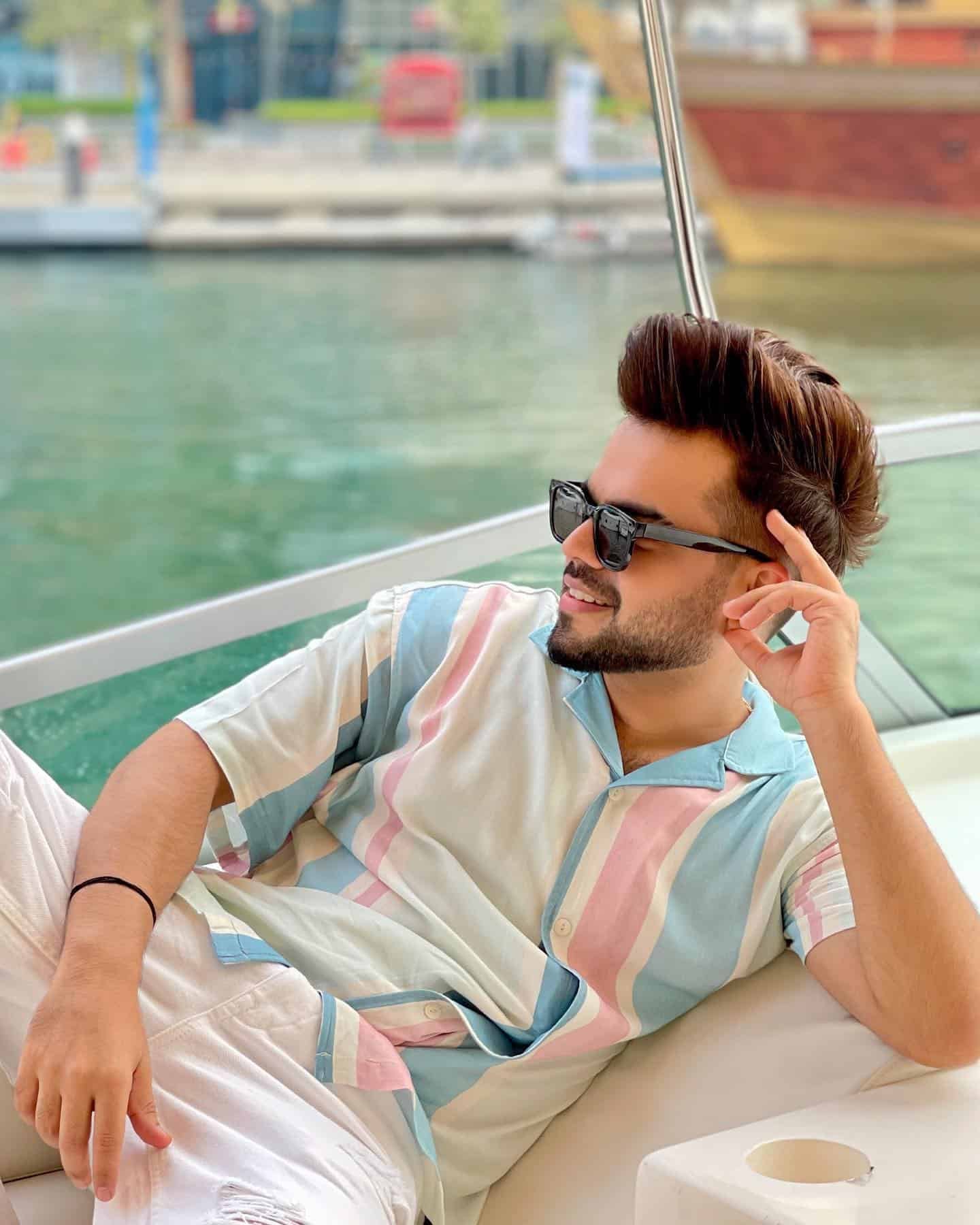 Akhil Wallpaper