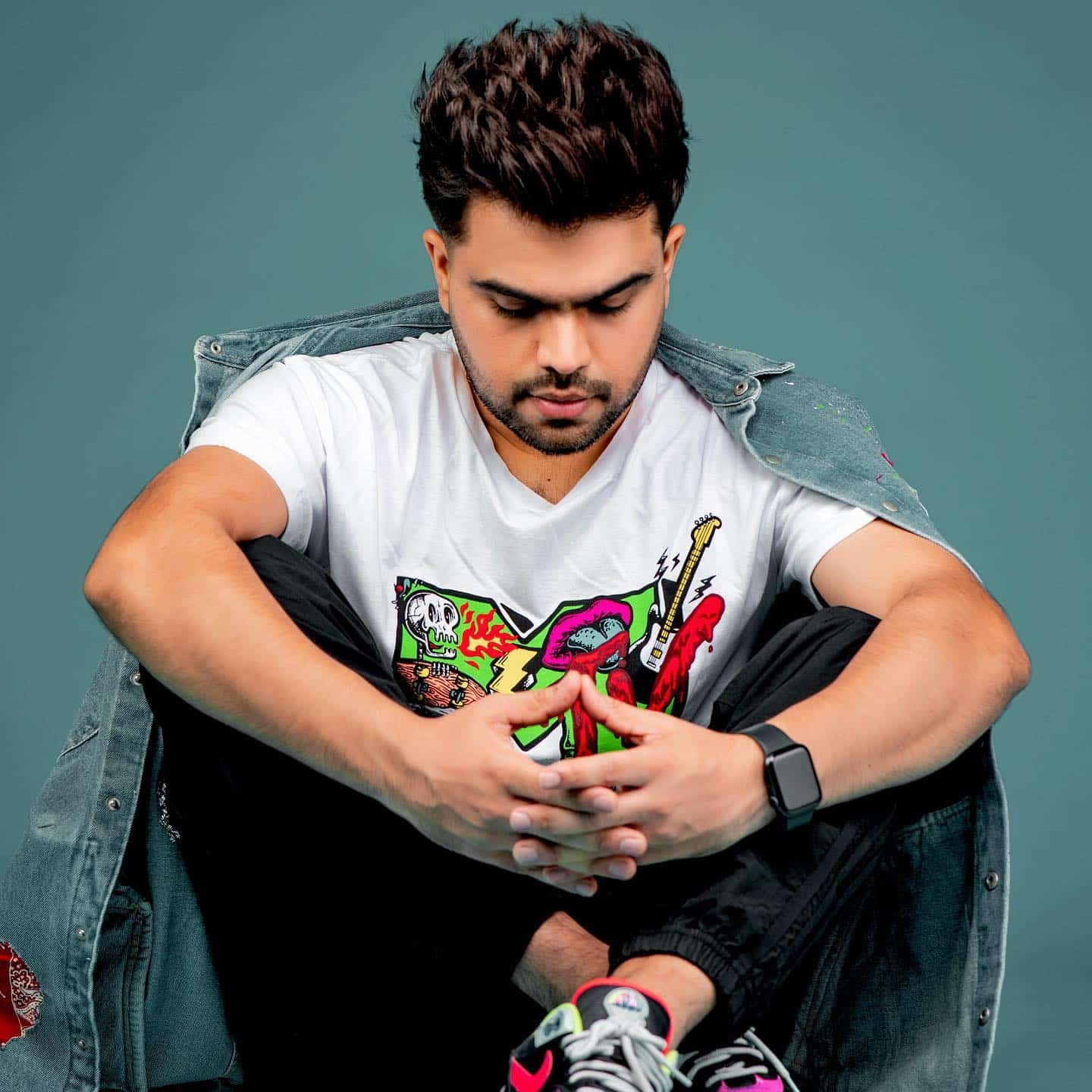 Akhil Wallpaper