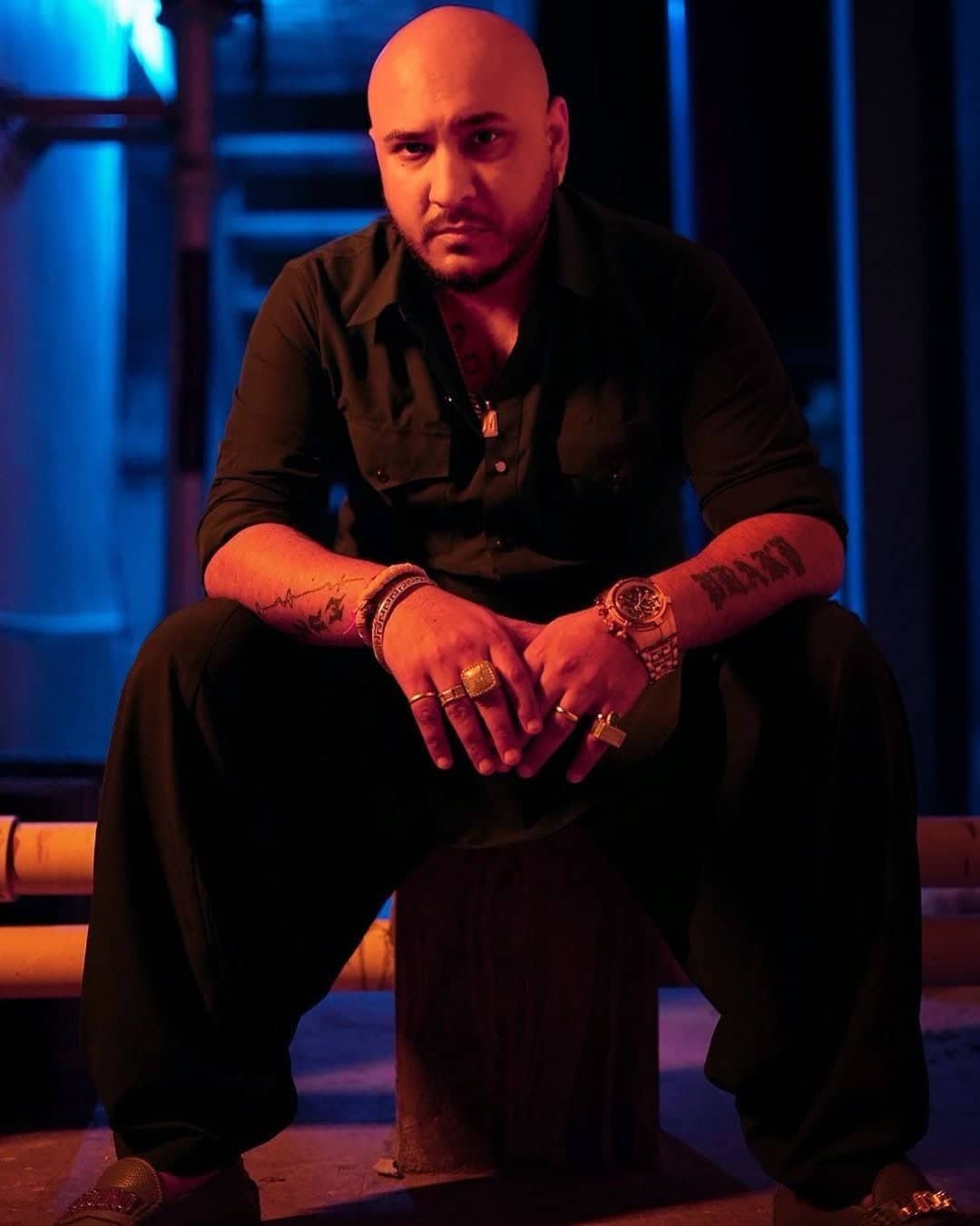B Praak Wallpaper