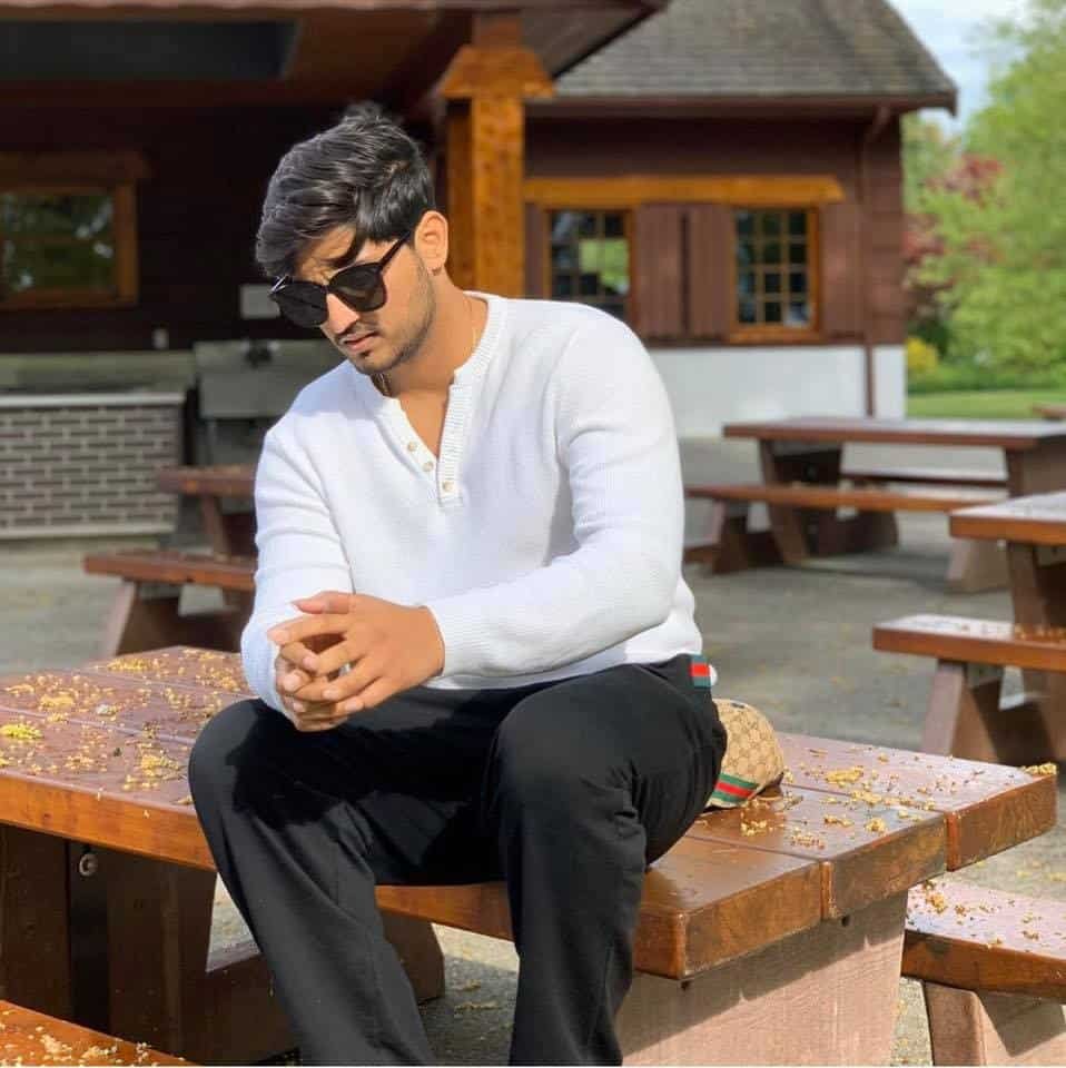 Gurnam Bhullar Pics