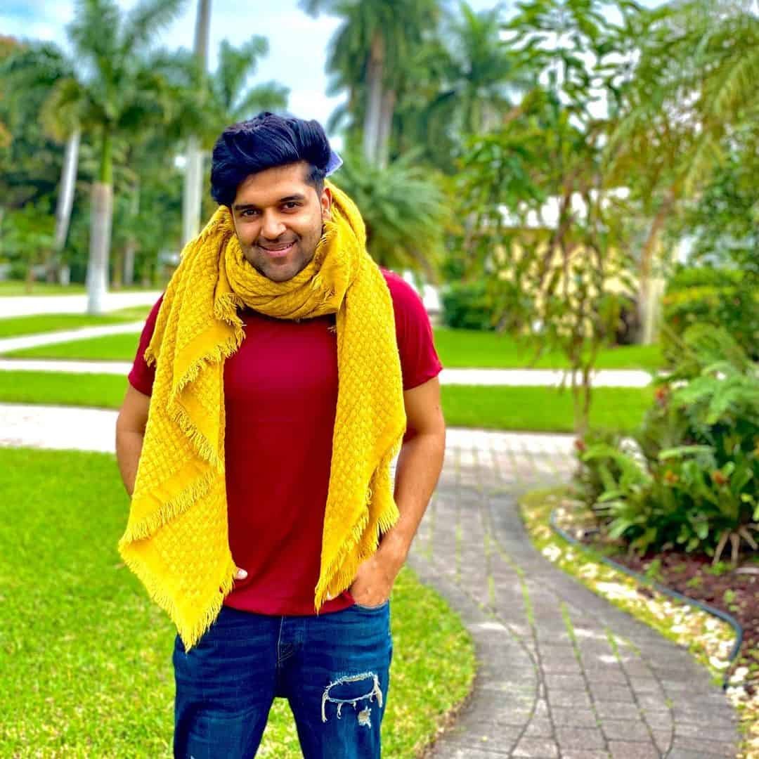 Guru Randhawa Pic