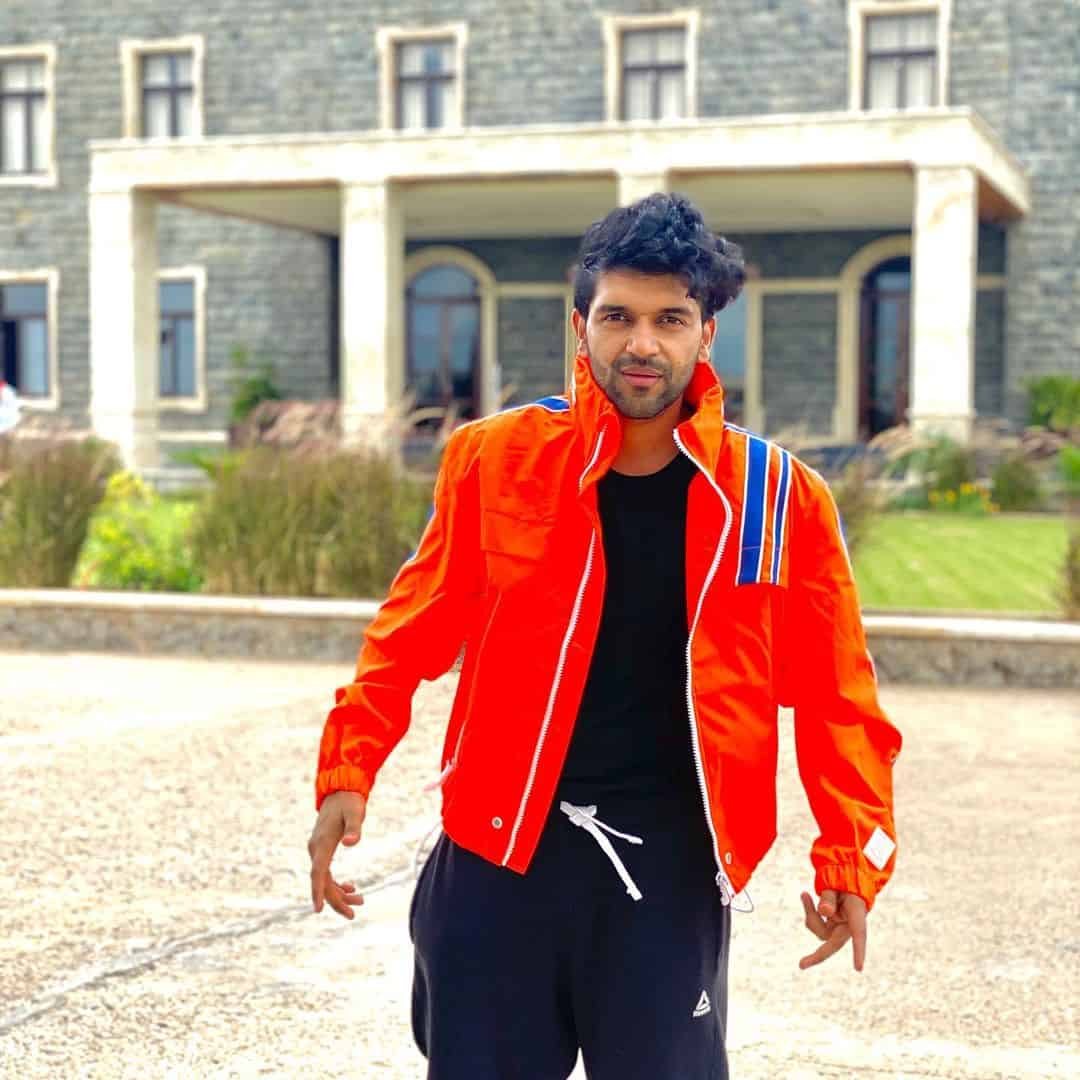 Guru Randhawa Wallpaper