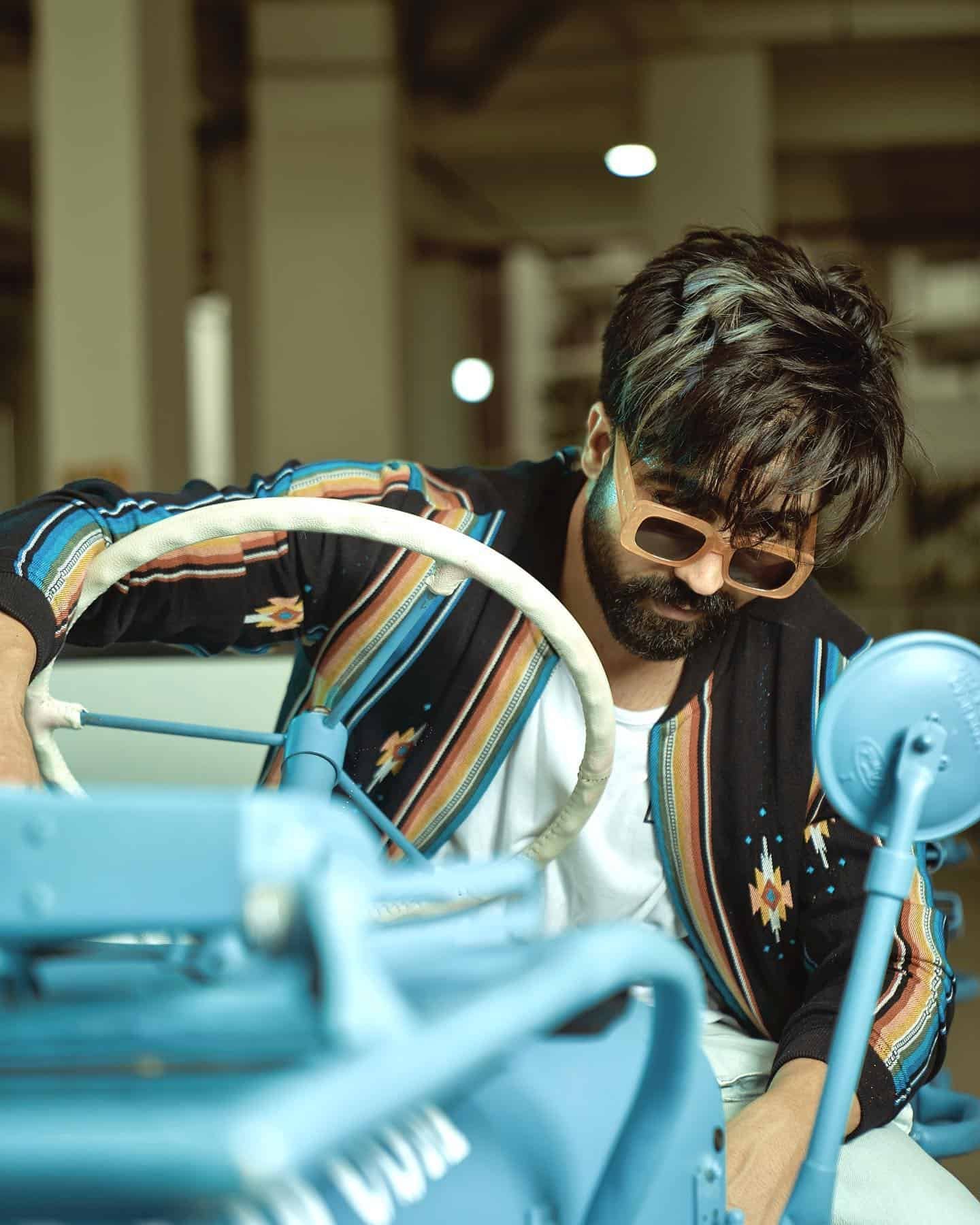 Harrdy Sandhu Pics
