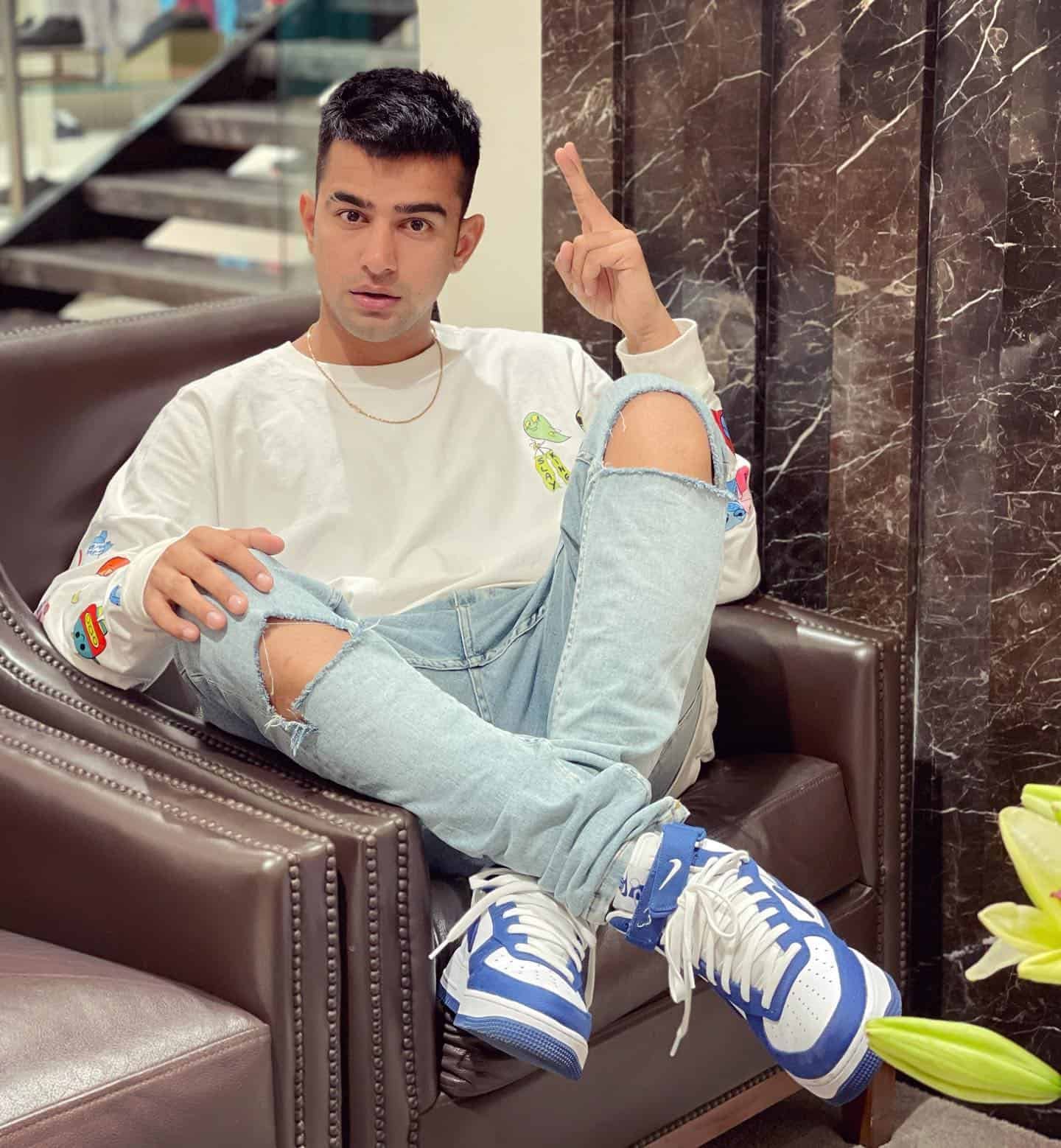Jass Manak Photos