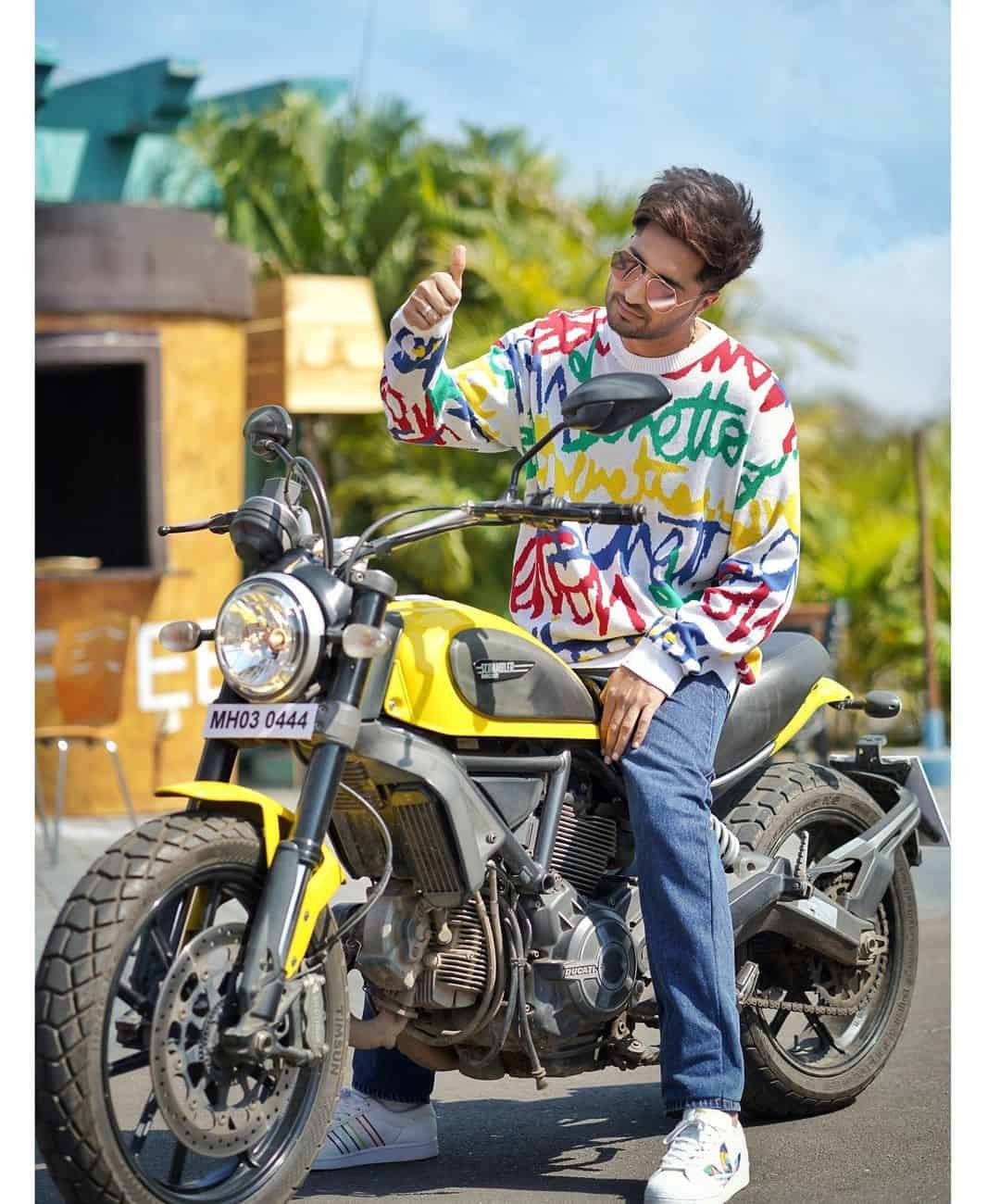 Jassi Gill Photo