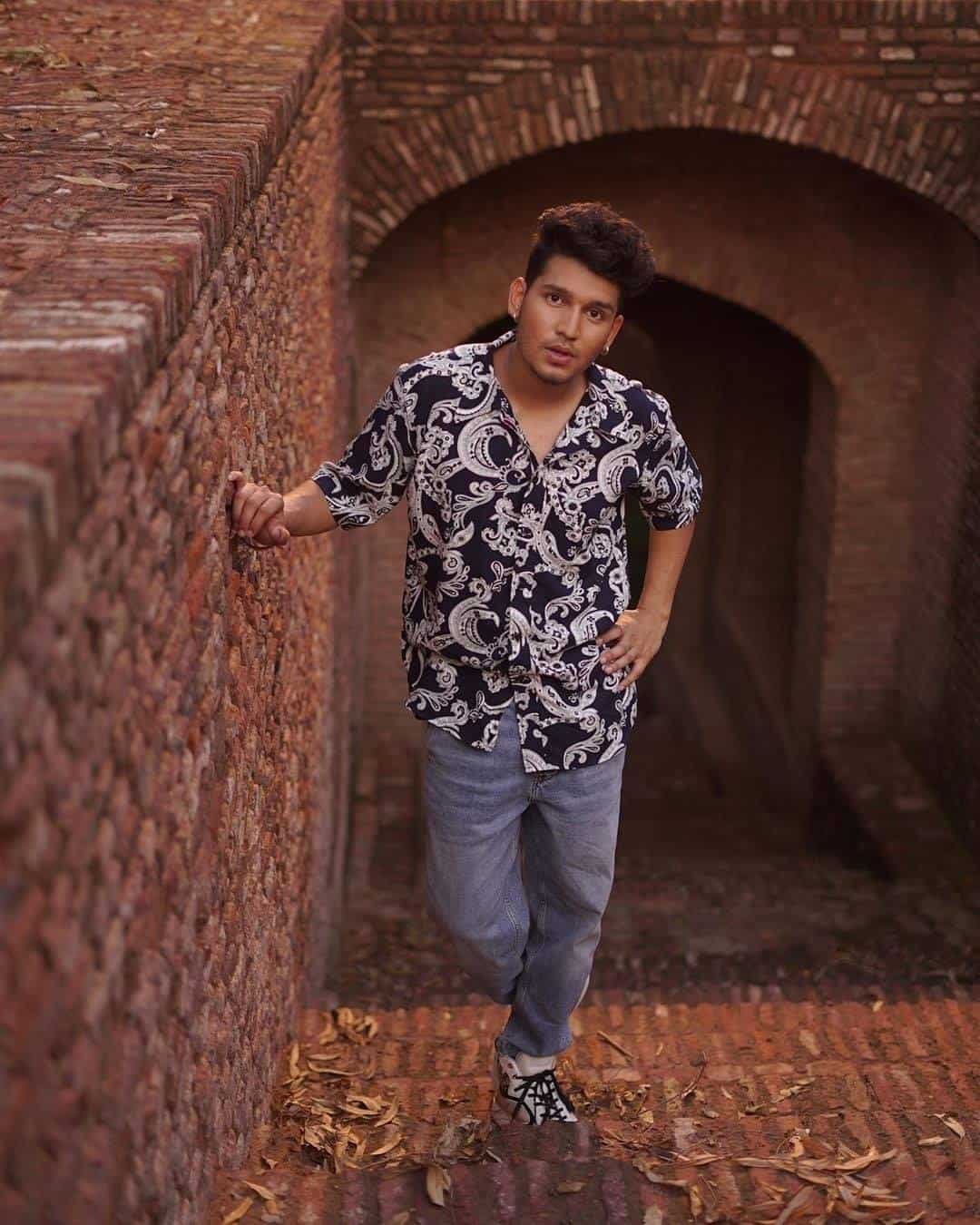 Karan Randhawa Pics