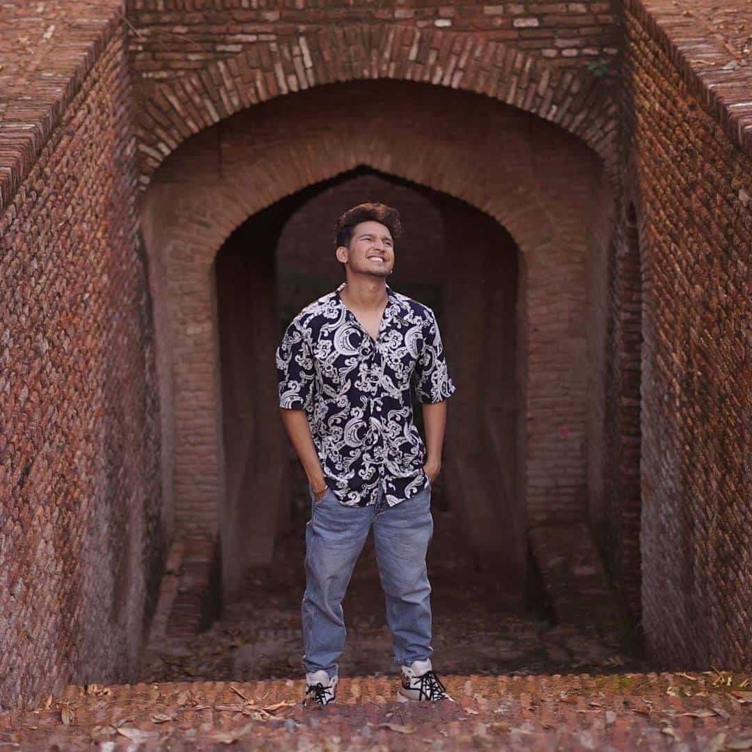 Karan Randhawa Pics