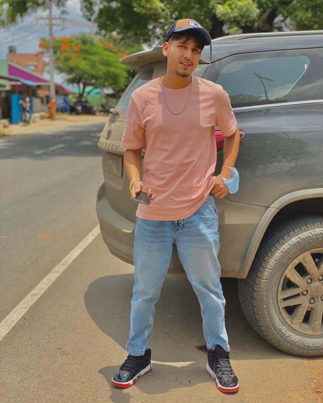 Karan Randhawa Pics
