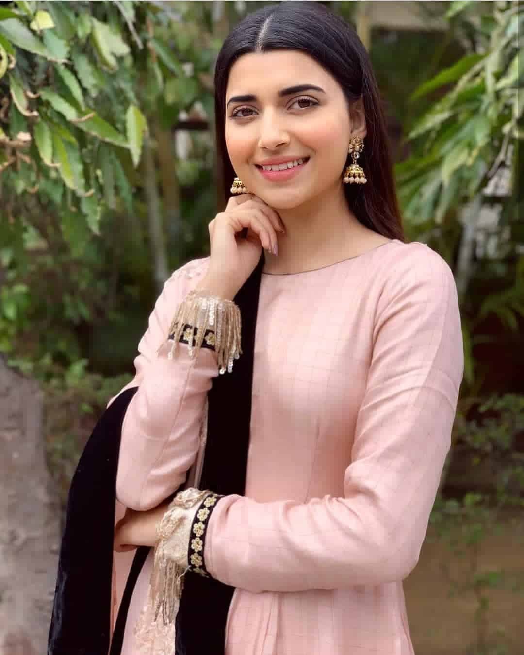Nimrat Khaira Pics