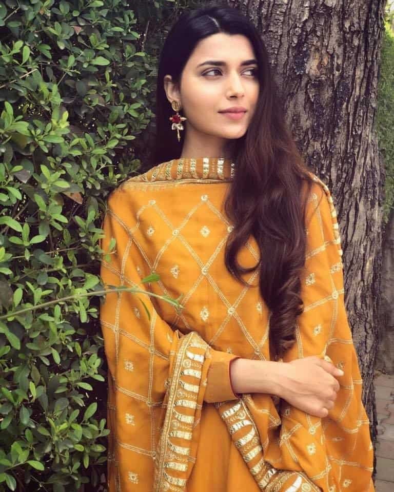 Nimrat Khaira Pics
