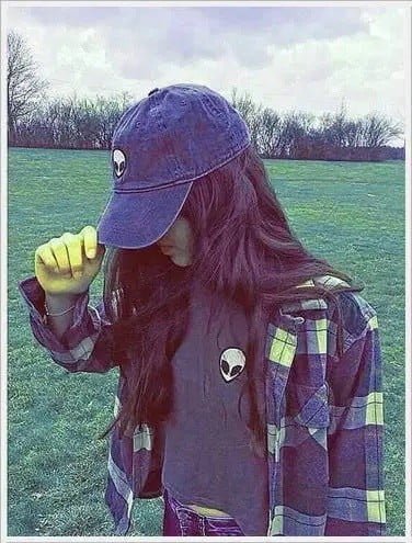 Attitude Girl DP for Whatsapp