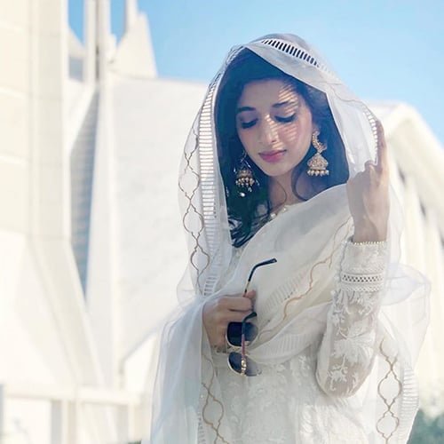 Girls DP Wallpaper