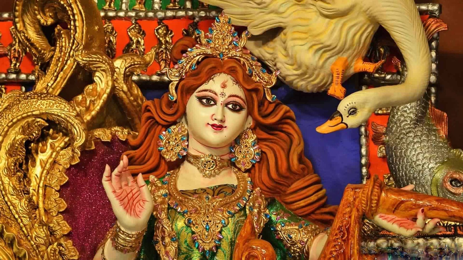Saraswati Maa Image