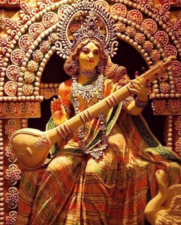 Maa Saraswati Pic