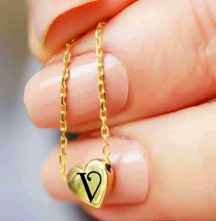 Stylish V Name DP