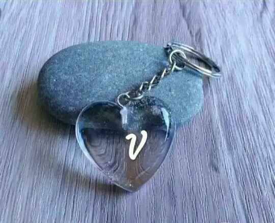 V Name DP Love