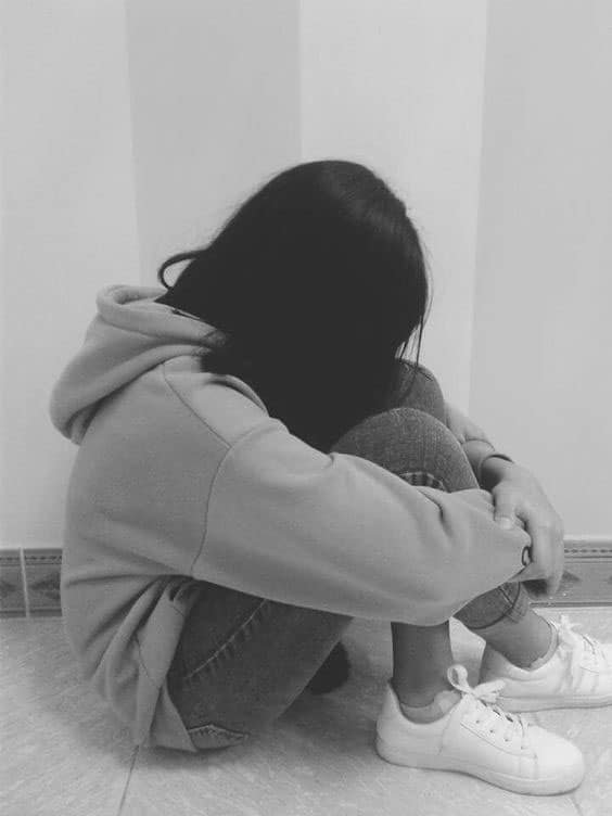 Girls Sad DP
