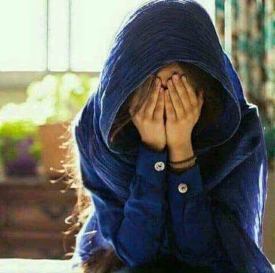Sad Whatsapp DP for Girls