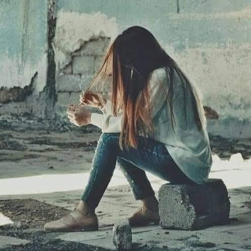 Sad Whatsapp DP for Girls
