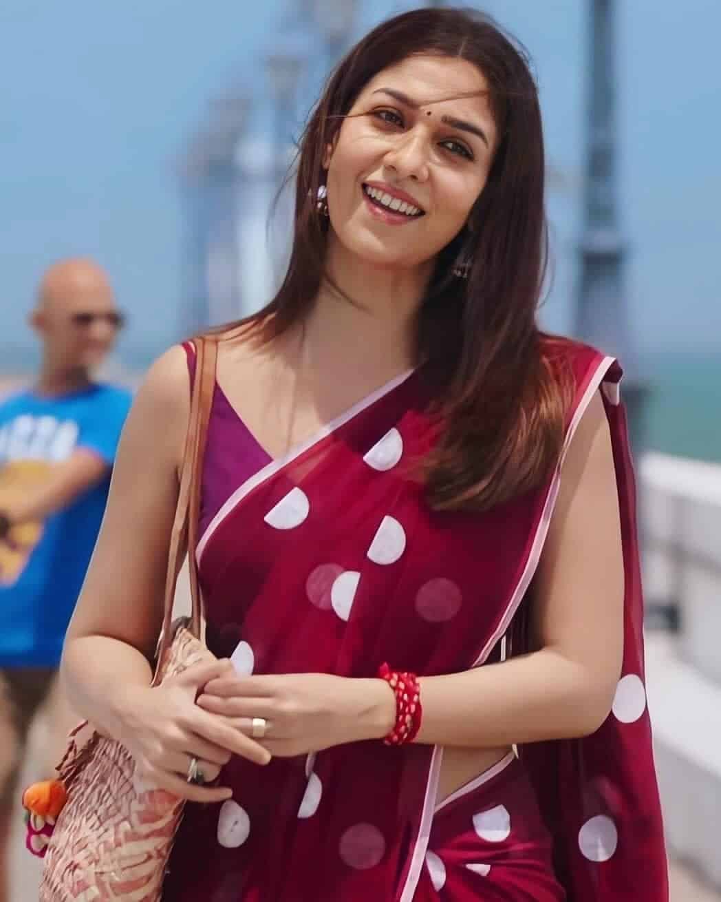 Nayanthara Images in Saree