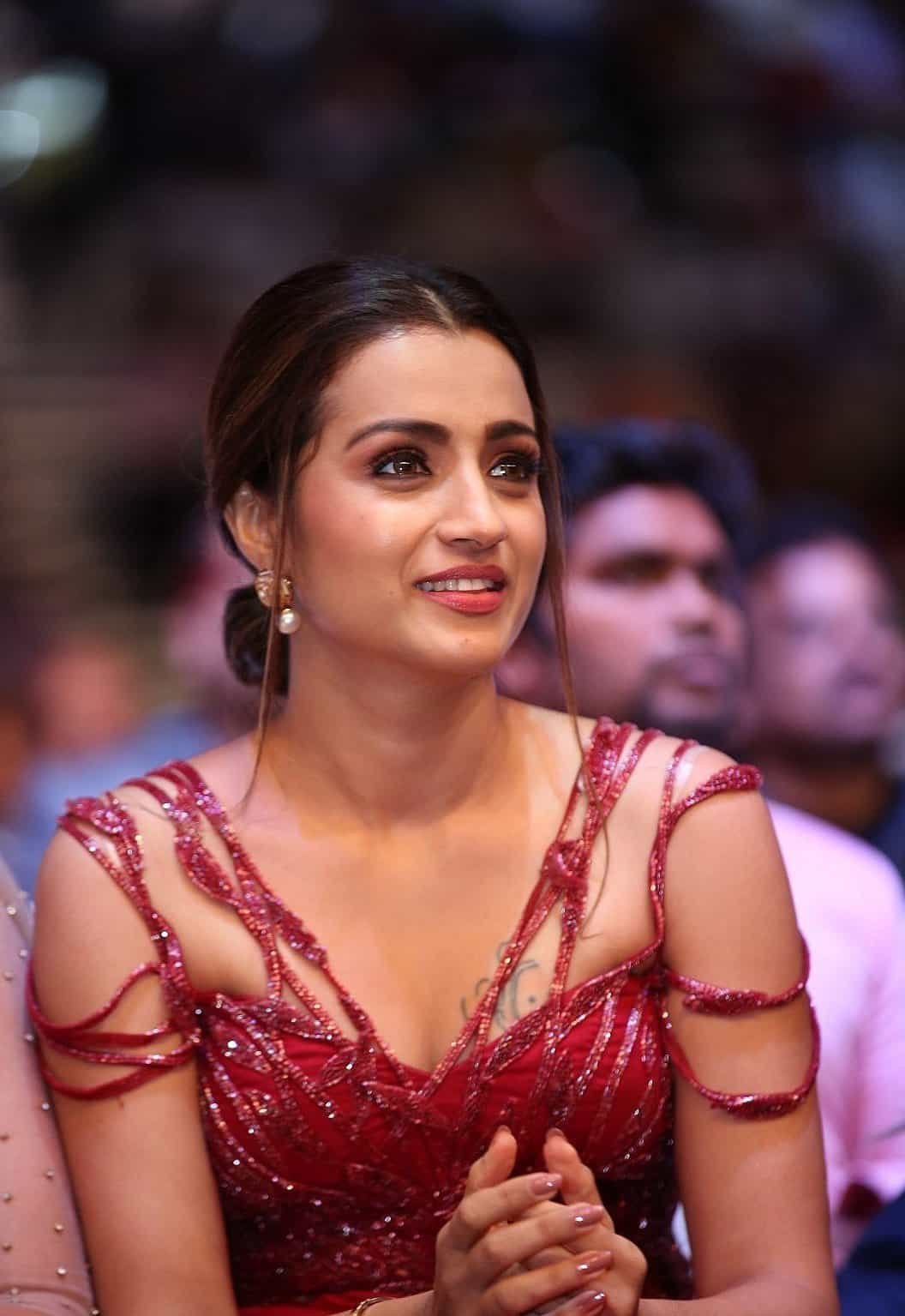 Trisha Krishnan Photos