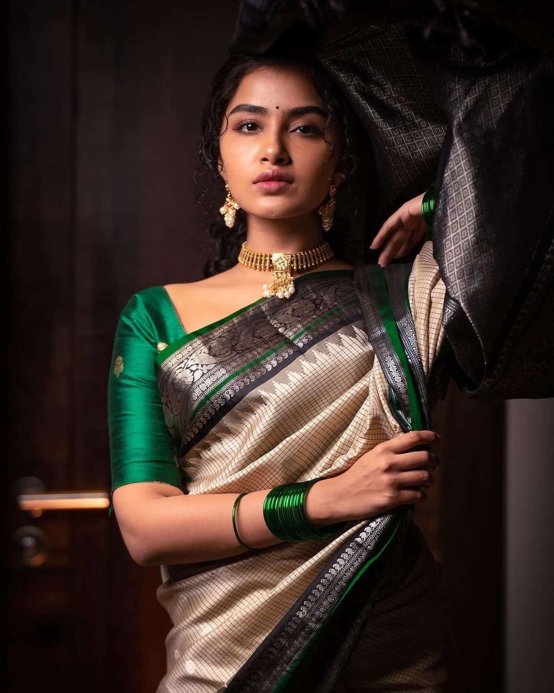 Anupama Parameswaran Photos HD
