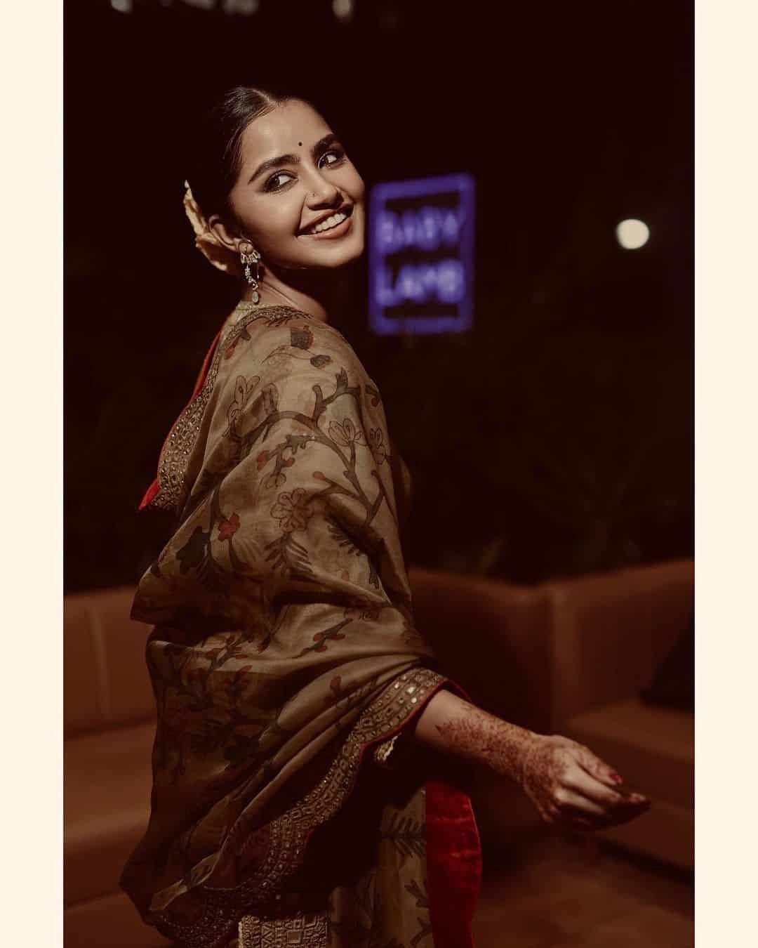 Actress Anupama Parameswaran Photos