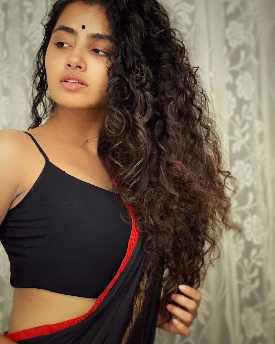 Anupama Parameswaran Photos HD