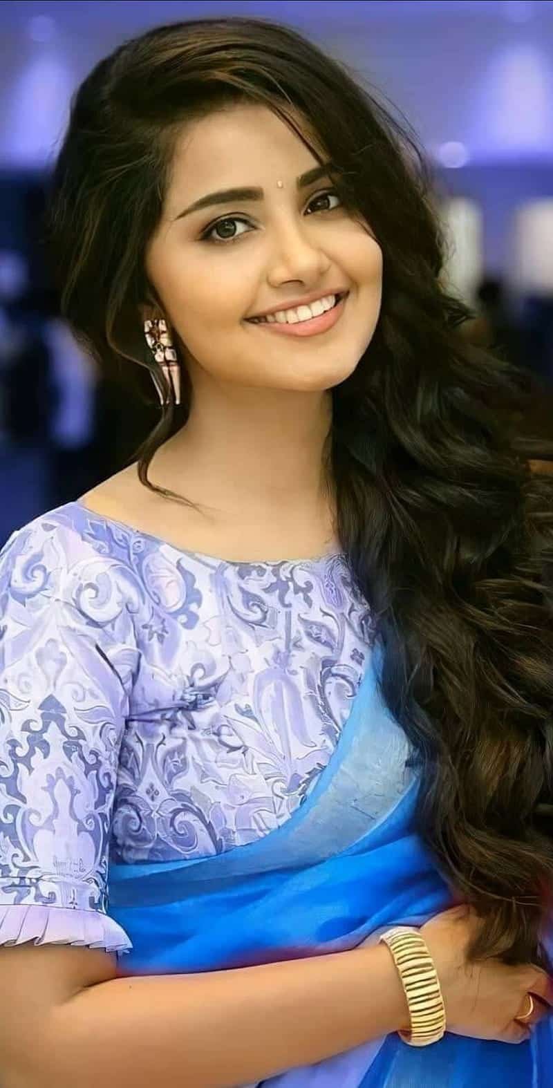 Actress Anupama Parameswaran Photos