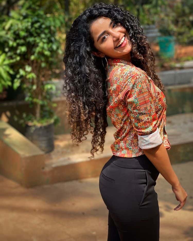 Anupama Parameswaran Photos