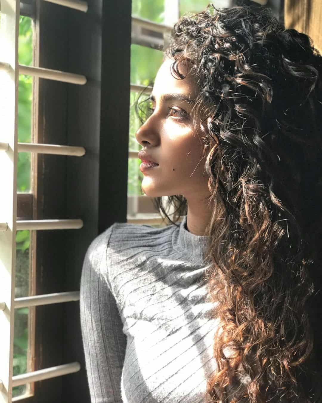 Anupama Parameswaran Wallpaper