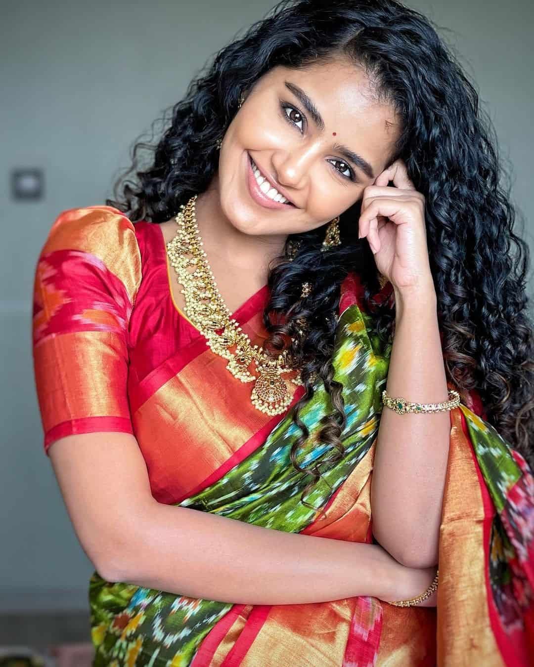 Anupama Parameswaran Photos in Saree