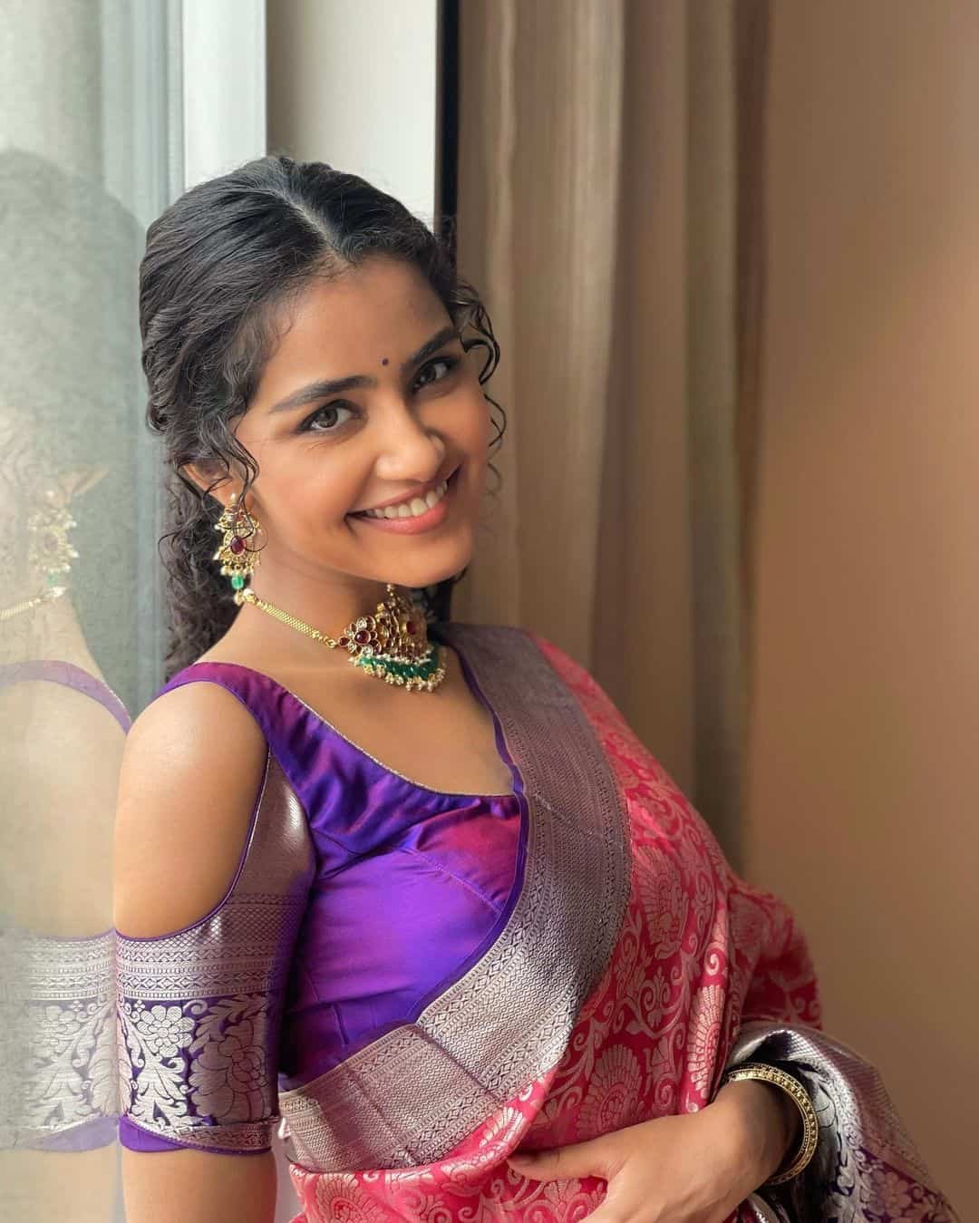 Anupama Parameswaran Photos in Saree