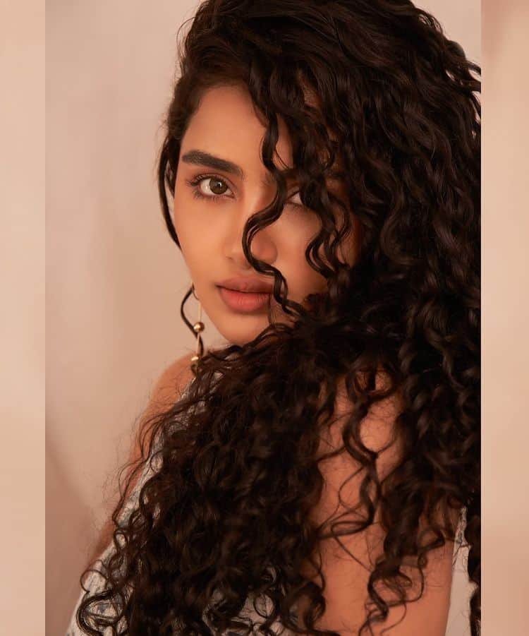 Anupama Parameswaran Photos HD