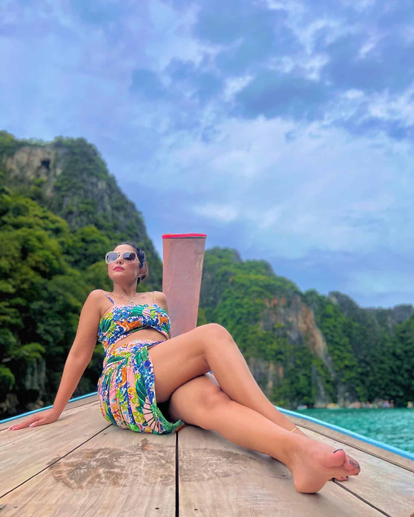 Hina Khan Images
