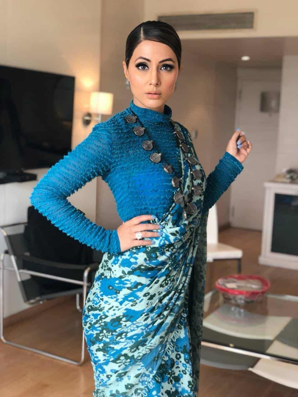 Hina Khan Photos