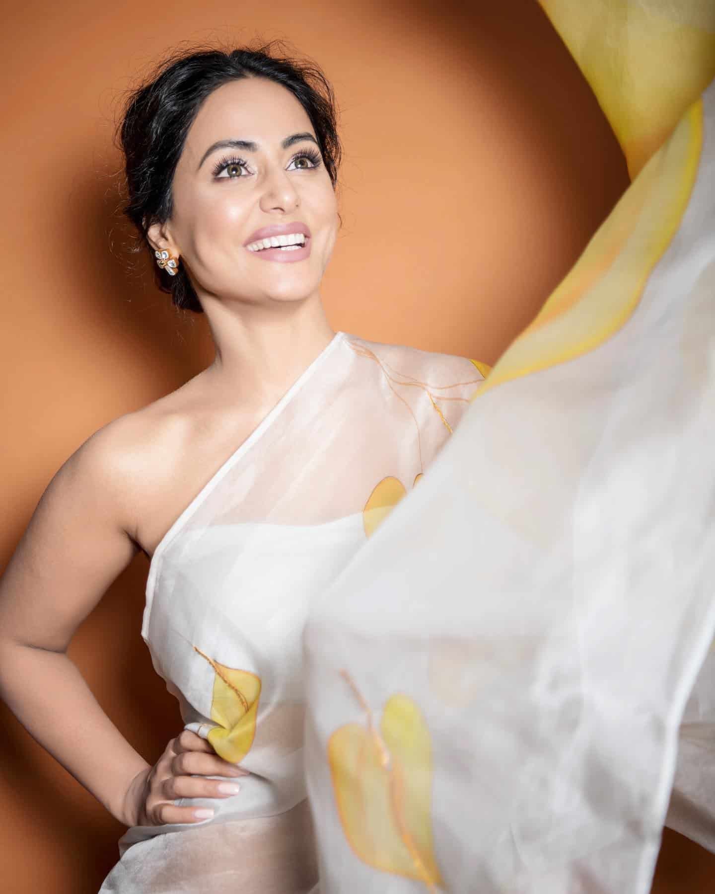 Hina Khan Photos HD
