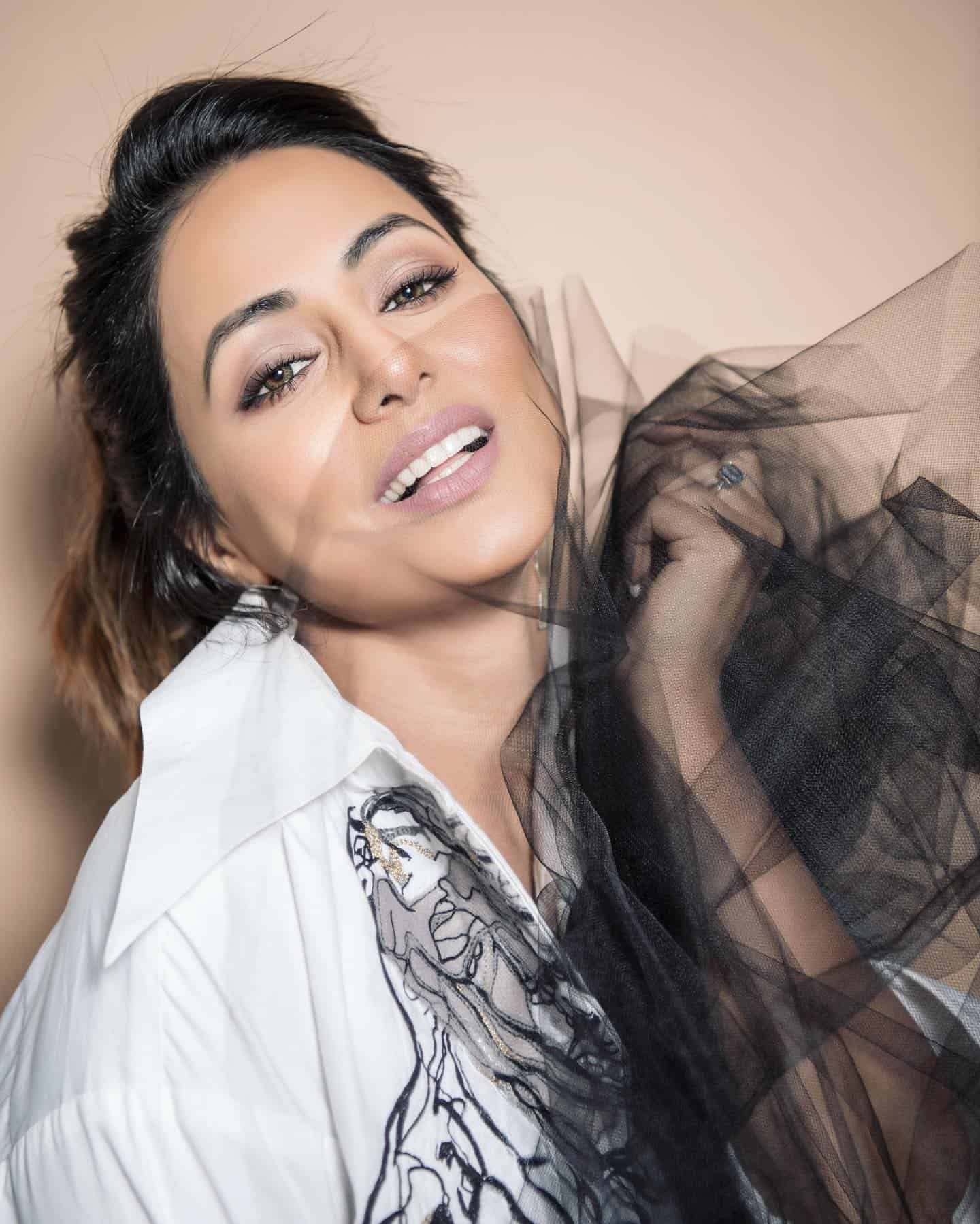 Hina Khan Photos HD