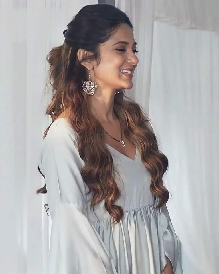 Jennifer Winget Images HD