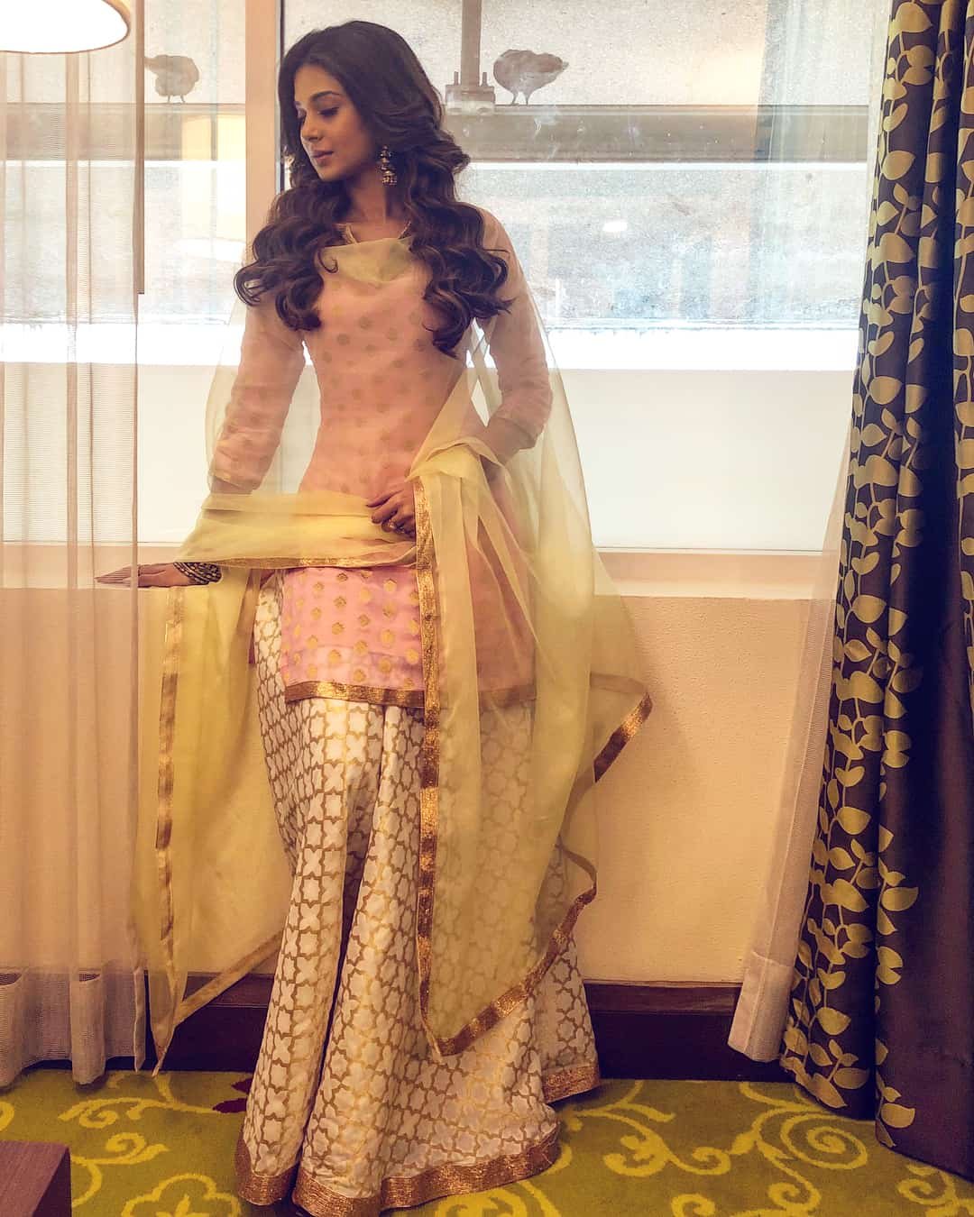 Latest Jennifer Winget Images