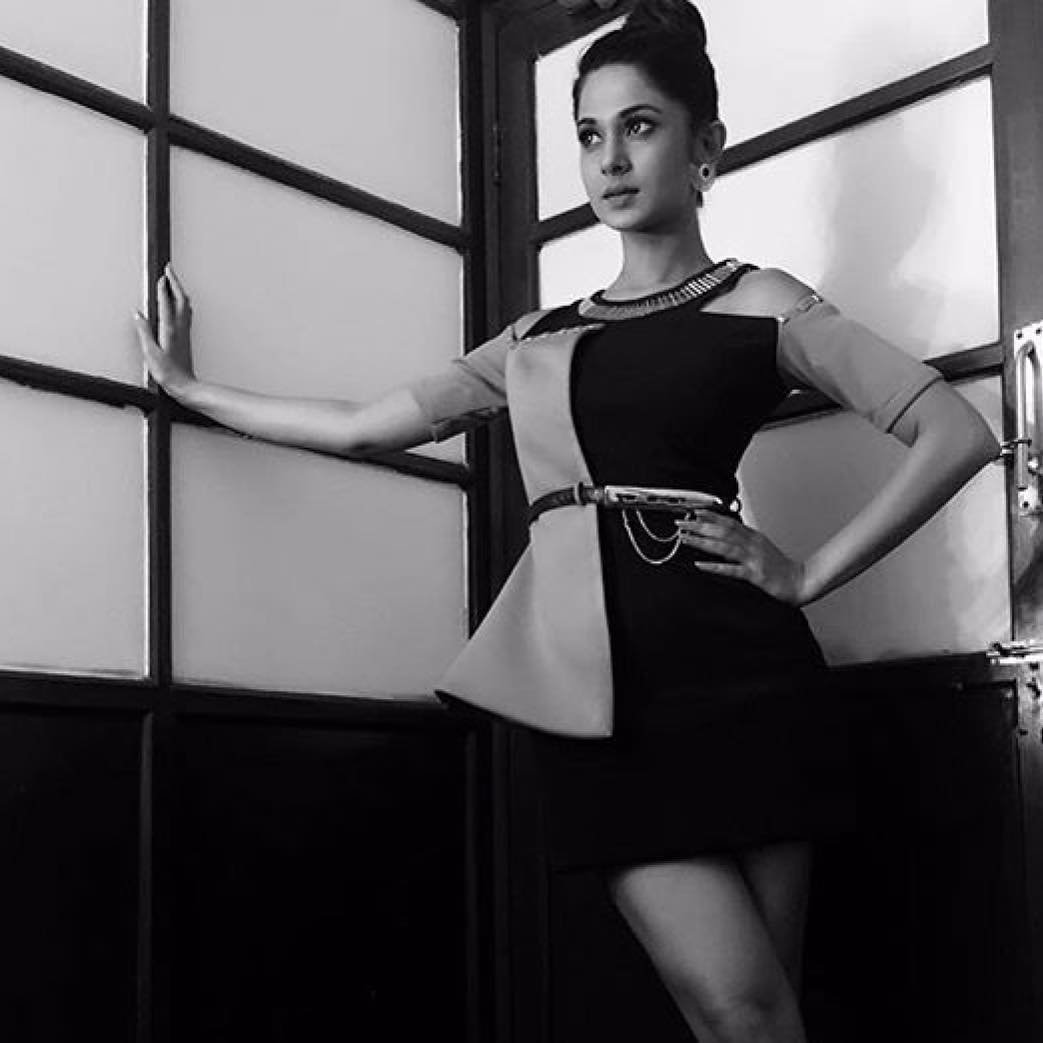 New Jennifer Winget Images