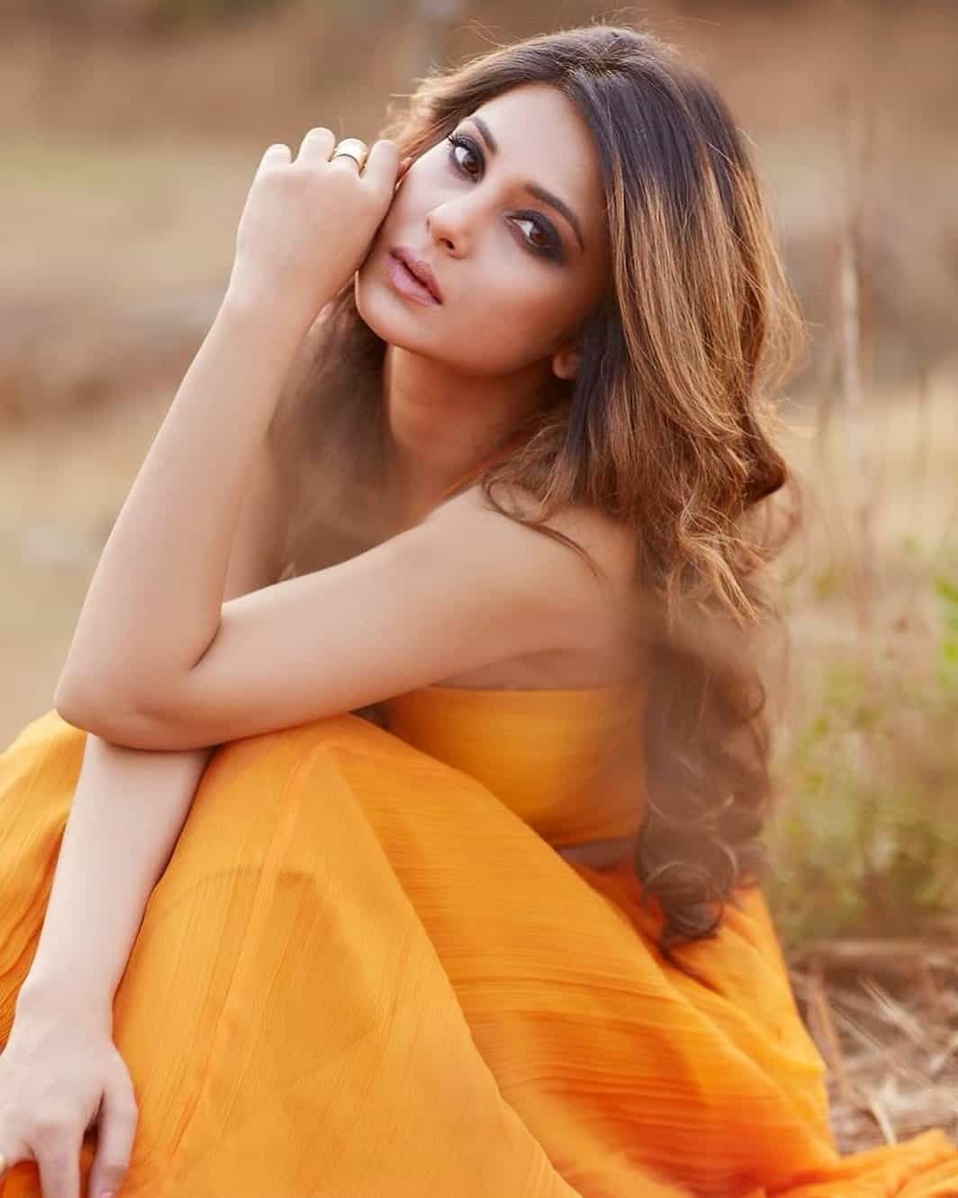 Jennifer Winget Pic
