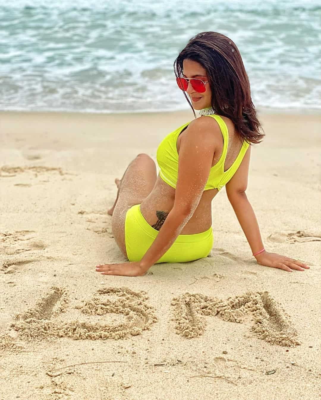 Jennifer Winget Images