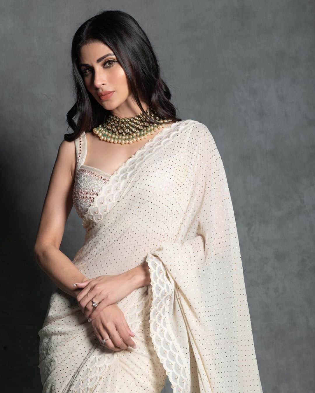 Mouni Roy Photo in Saree