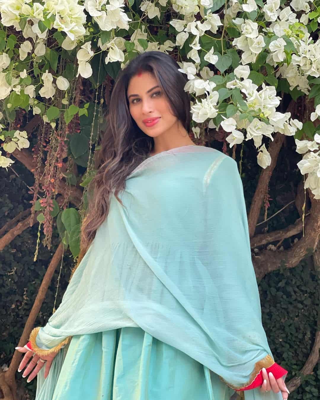 Mouni Roy Pics
