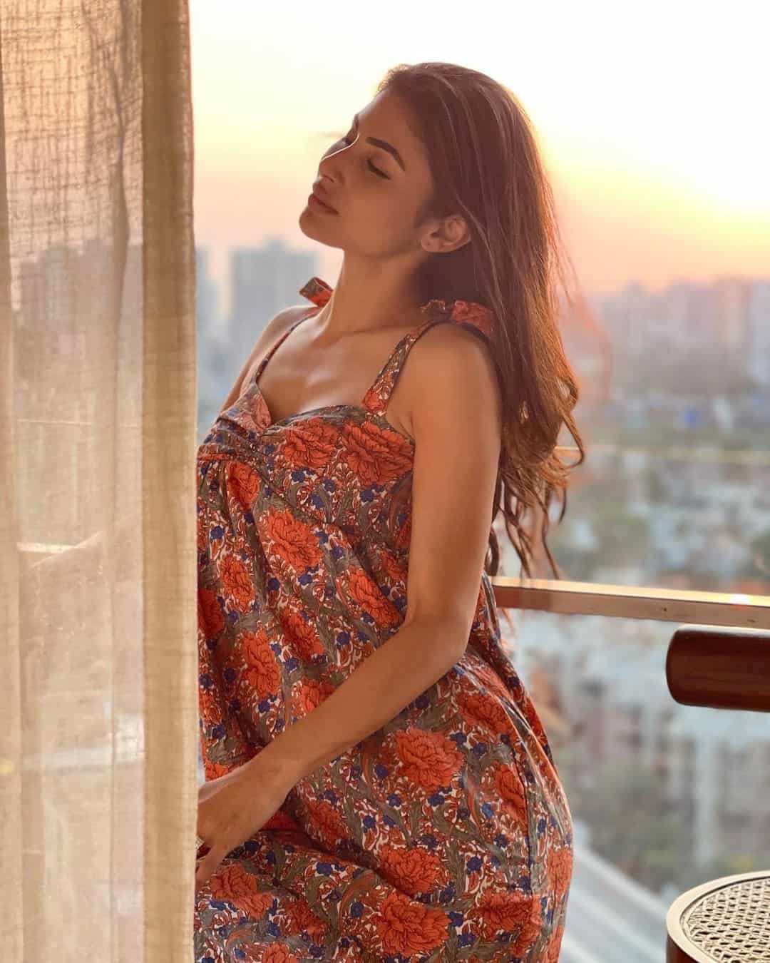 Mouni Roy Pics