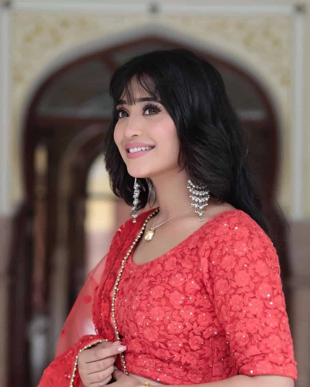 Shivangi Joshi Pic HD