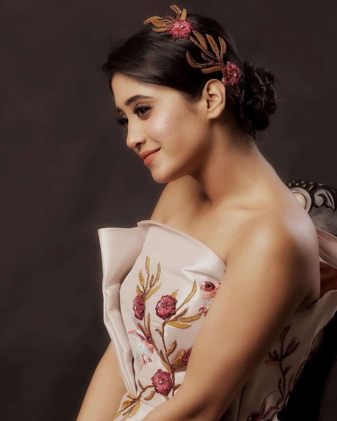 Shivangi Joshi Photos