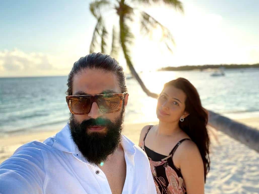 KGF Yash Photos