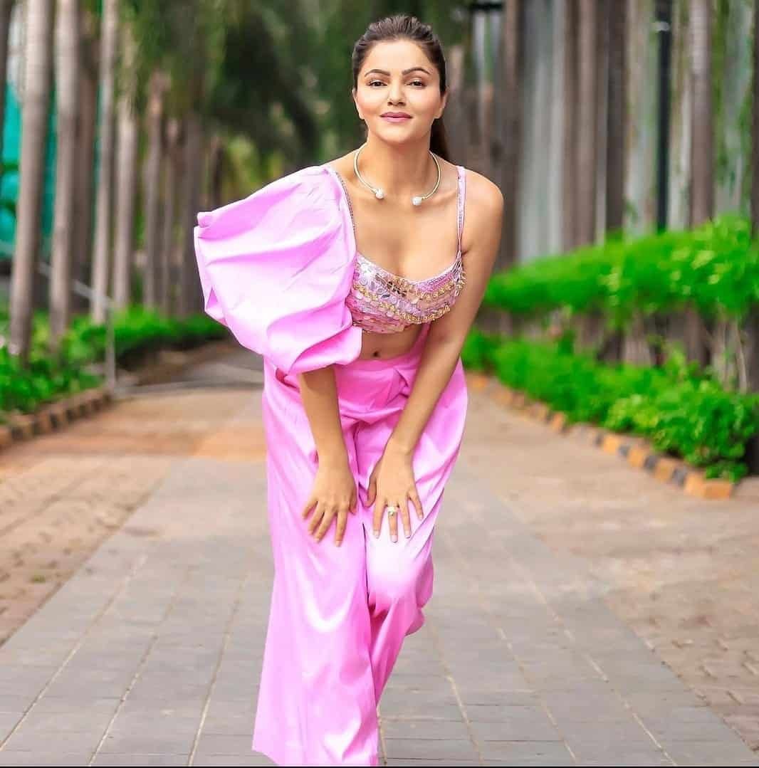 Rubina Dilaik Photo Gallery